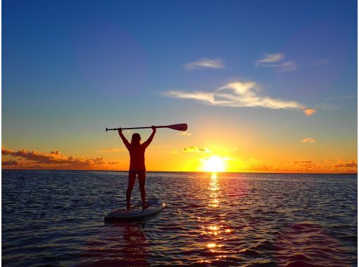 [Miyakojima/Early morning] Exquisite sunrise SUP ★ A relaxing and moving experience from the morning ★ Free photos ★ The best morning ★ Empty-handed participation OK!の画像