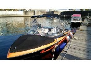 【大阪・初心者向け】優雅に新ボードで海上へ！スクール体験コース！