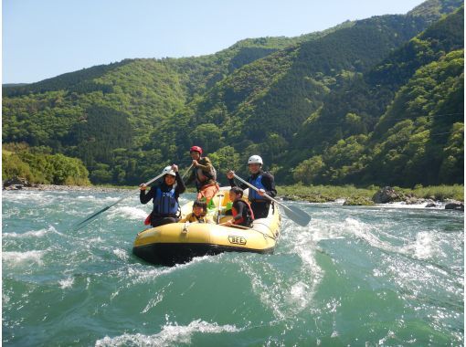 [Kochi・Shimanto River] Half-day rafting tour. Enjoy a casual river ride! SUP included!の画像