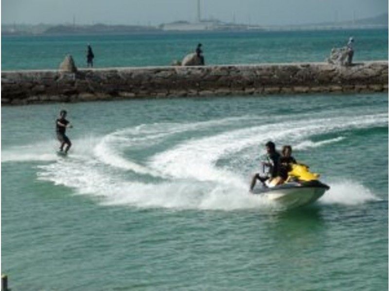 * A great deal for free! [Okinawa Onna] Banana boat all-you-can-eat course playground equipment, Wakeboarding 120 minutes unlimited play planの紹介画像
