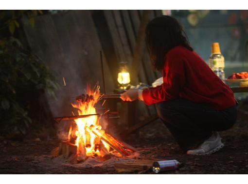 [Chiba/Inzai] The flickering flames are healing♪ Experience cooking over an open fire in the forest! Make coffee, hot sandwiches, and roasted sweet potatoes! 60 minutes from the city center x Free pick-up and drop-offの画像