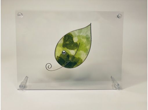 [Miyagi/Sendai] Sale underway! "Stained flowers (a new art that uses preserved flowers to express the texture of stained glass)" handmade experienceの画像