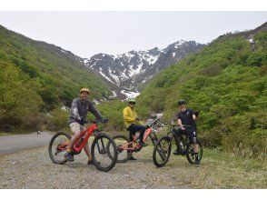 【群馬・みなかみ】[昼食付き]ガイド付き電動自転車アドベンチャー, 4～5時間, 終日プラン
