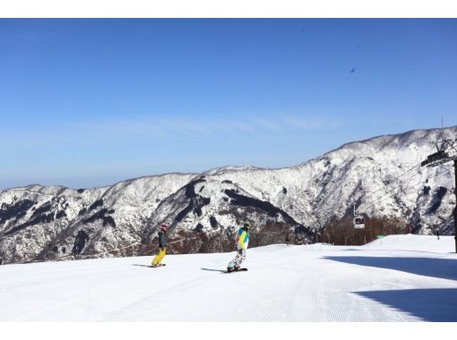 [Ishikawa/Kanazawa] Hotel departure/arrival Hakusan Ichirino Onsen Ski Resort Empty-handed skiing day tour Rental set/1-day lift ticket/Irori lunch includedの画像