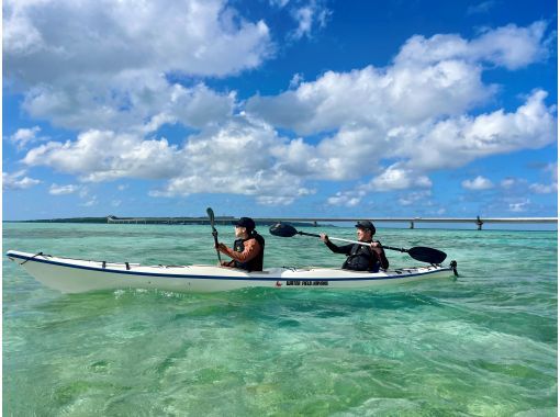 [Okinawa, Miyakojima] Go by sea kayak! Landing tour of the phantom island [Yuni Beach] with drone photography of the spectacular view ★ We will guide you in a small group ♪ Recommended for beginners too!の画像