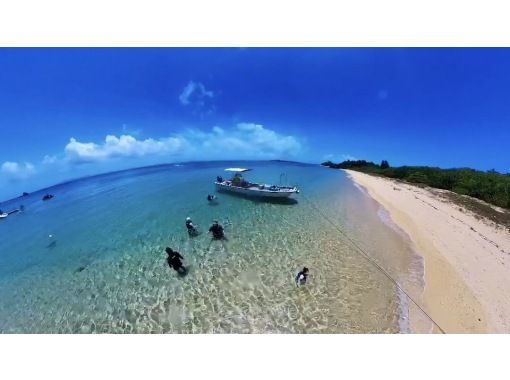 [Near the underwater road] Private boat snorkeling 90 minutes On the day, empty-handed OK! Fully equipped toilets Free for children under 3 years oldの画像