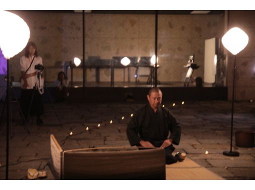 [คานากาว่า/คามาคุระ] การแสดงพิธีชงชาซามูไรในเมืองหลวงของซามูไร การบรรยายของภัณฑารักษ์ ห้องชามือถือ Ukinanの画像