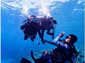 【沖縄・青の洞窟】ボートエントリー  青の洞窟 体験ダイビングの画像