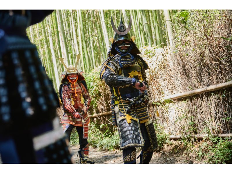 【大阪・大阪城】「HONORプラン」尊敬すべき侍体験！大坂の陣で武功を上げるため甲冑・兜の武将にふんして大阪城へ、いざ出陣！！