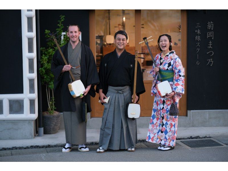 [นากาโนะ/มัตสึโมโตะ] “เรียนรู้เกี่ยวกับญี่ปุ่นในมัตสึโมโต้” ชุดกิโมโน รถลาก และซามิเซ็น สัมผัสวัฒนธรรมญี่ปุ่นสามวัฒนธรรมพร้อมกันの紹介画像