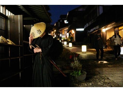 Pilgrimage/Samurai-specific Osaka Castle Guides Private tours in armorの画像