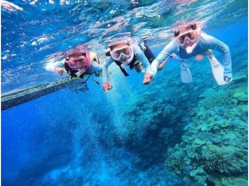 【水納島・瀬底島】ボートシュノーケル2本( 5歳から参加OK) 写真・動画無料プレゼントの画像