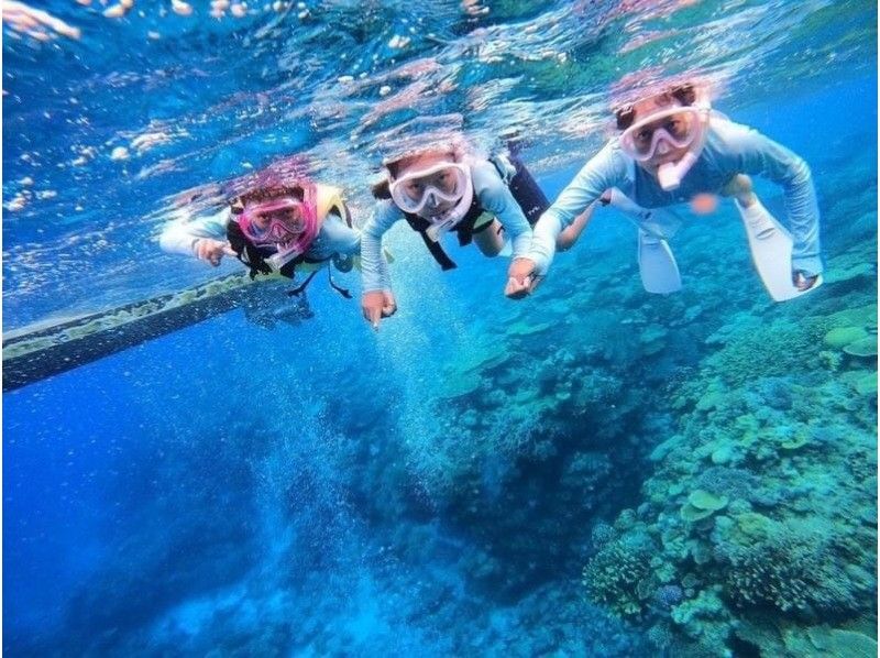 【水納島・瀬底島】ボートシュノーケル2本( 5歳から参加OK) 写真・動画無料プレゼントの紹介画像