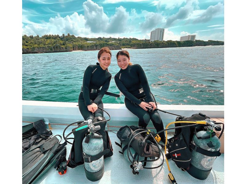 [Okinawa Headquarters, Minna Island or Sesoko Island] Beginner-friendly boat experience diving 2 divesの紹介画像