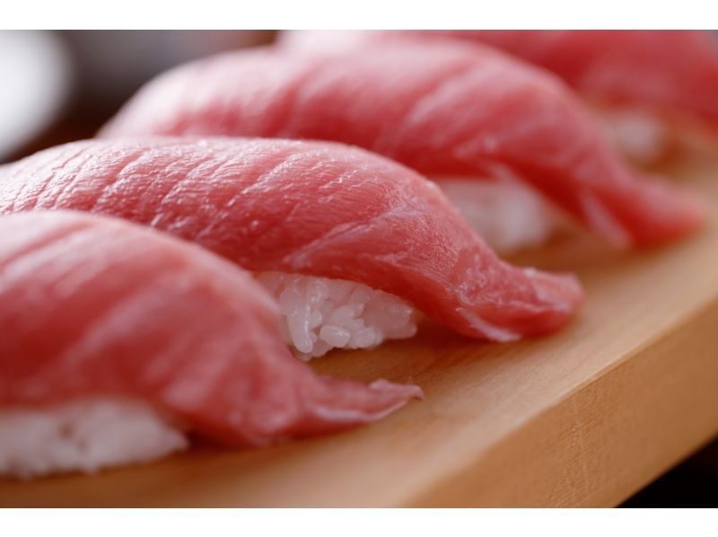 鮪魚、鮭魚、和牛握壽司廚師體驗計劃の紹介画像