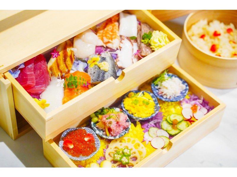 [Tokyo/Shinjuku 3-chome] Hanatemari sushi making experience/Japanese traditional culture x photogenic! 2 hours of fun for couples, groups, and families!の紹介画像