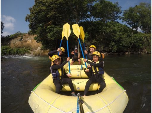 [Niseko, Hokkaido] Fully chartered family rafting tour limited to one group (April to May)の画像