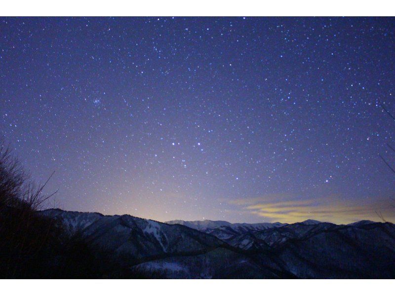 [Niigata/Echigo Yuzawa/Snowshoe Night] Don't worry if you are not confident in your physical strength! With guide! Let's take a walk in the snow country at night!の紹介画像