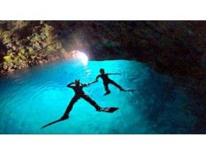 [Okinawa Blue Cave] Boat Entry Blue Cave Skin Diving