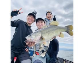 【滋賀・大津】びわ湖釣り体験「とことん釣り（ワンデイ）プラン」初心者歓迎！手ぶらOKの画像