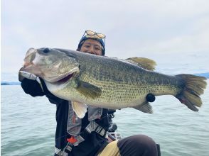 [Shiga/Otsu] Lake Biwa fishing guide "One day plan, 9 hours" Beginners welcome! Empty-handed OK