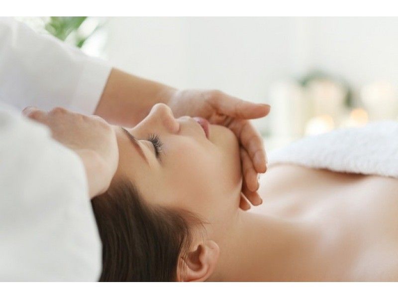 [Ebisu] Beautiful skin facial treatment + facial massage + décolleté treatment + hand reflexology + foot reflexology 5 plan 180 minutes ☆の紹介画像
