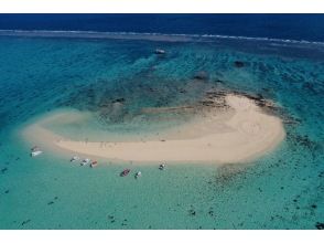 【沖縄・石垣】白い砂浜と青い海を満喫！ 幻の島＆シュノーケリングコースの画像