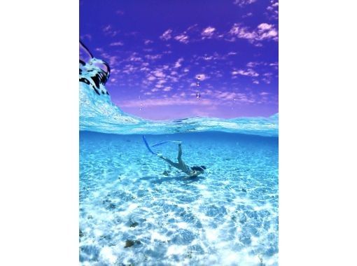 【沖縄・宮古島・スキンダイビング】＜1組貸切＞一息で自由自在に水中へ！スキンダイビングツアーの画像