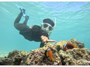 [The only one in Miyakojima! A comfortable snorkeling shop with free facilities] Anyone from 3 to 75 years old can enjoy it! The store is a 15-minute walk from the city center, so you can feel safe!