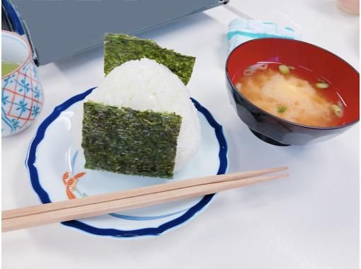 [Tokyo/Nihonbashi] Japanese home cooking experience & Yukata experience ~ Matcha and tea sweets included (2 minutes walk from the station)の画像