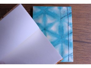 [Tokyo/Okachimachi] For stationery lovers! Let's make an original notebook with Japanese paper (Japanese binding), with special tea and Japanese sweets! About 5 minutes walk from the stationの画像