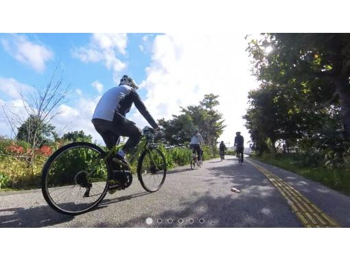[沖繩/那霸]享受慶良間藍色的自行車之旅<阿嘉島路線>の画像