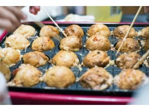 [Tokyo 23 Wards] Experience the classic Japanese home party "Takoyaki Party" at your accommodation. Perfect for when you can't go out due to rain (for overseas visitors)の画像