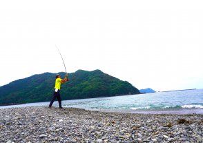【高知・須崎】海のまち「すさき」で海釣り体験！釣り竿・リール・仕掛け貸出。釣った魚も美味しく食べられます！の画像