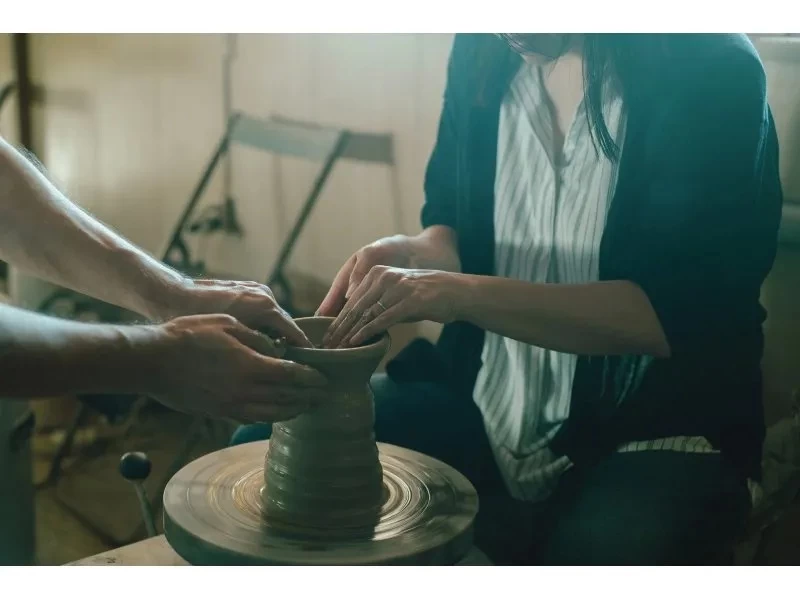 【효고·단바】 850년의 기술에 접한다! 탄바소 도자기 체험の紹介画像