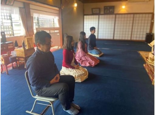 [Kita-ku, Kyoto] Zen meditation experience session: Learn the wisdom of "Zen" from a monk and put it to good use x "Gratitude notebook session"の画像