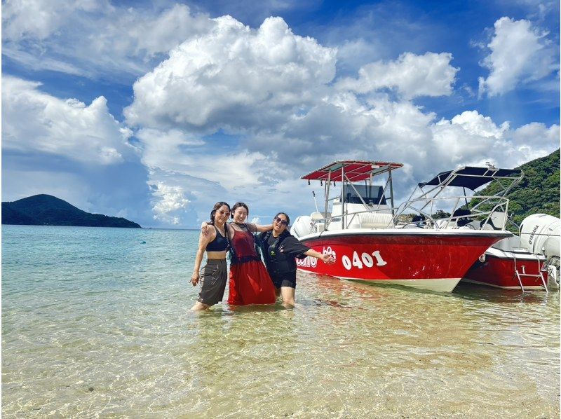 【奄美大島】【当日予約可】海からしか行けないコウトリ浜！半日プラン！撮影データプレゼント！の紹介画像