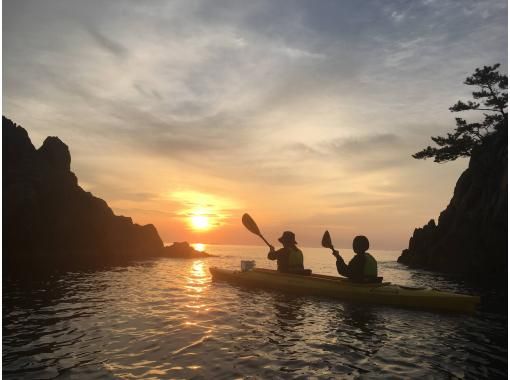 ☆ エスキモー　カヤック　カヌー　オール付き　1人乗り　和歌山市内 Wakayama/Kushimoto] Sunrise Kayak Tour with Breakfast Included