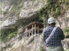 [Tottori Prefecture, Mt. Mitoku] Limited to one person! Experience the Shugendo pilgrimage to the most dangerous national treasure in Japan, Mt. Mitoku Toireido Hall, and make a pilgrimage