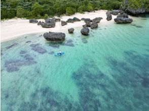 【宮古島/SUP】和攝影師一起去只能搭乘SUP登陸的地方。私人旅遊！包括照片和無人機攝影
