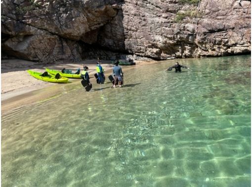 [Tottori, Uradome Coast] Snorkeling and Kayaking Experienceの画像