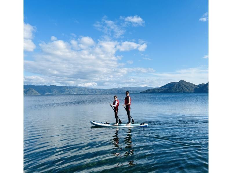 【北海道・SUP体験】透明度の高い支笏湖の湖面をクルージング！SUP体験（半日コース）の画像