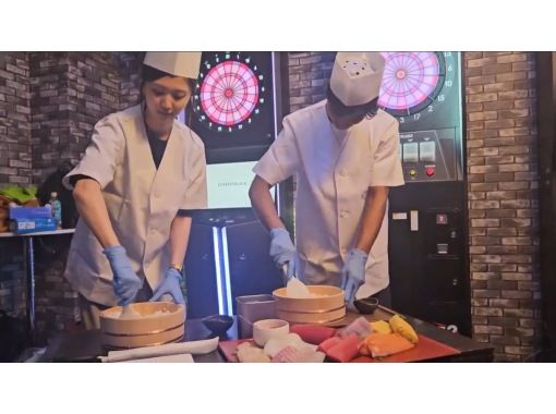 [Tokyo, Akihabara] A fusion of tradition and creativity! Sushi-making experience, 1 minute from the stationの画像