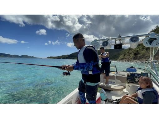 【奄美大島】【即日予約】船釣り（180分）手ぶらで参加できる『船釣り体験ツアー』ドローン空撮動画・写真の無料プレゼントありの画像