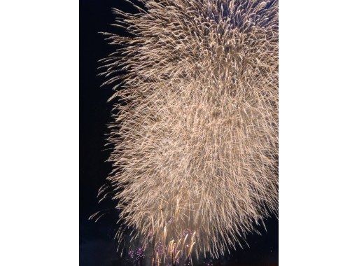[Tokyo, Katsushika Ward] Katsushika Summer Fireworks Festival! Held on Tuesday, July 23rd! Enjoy a fireworks viewing cruise on a private boat! Have the fireworks all to yourself from the boat!の画像