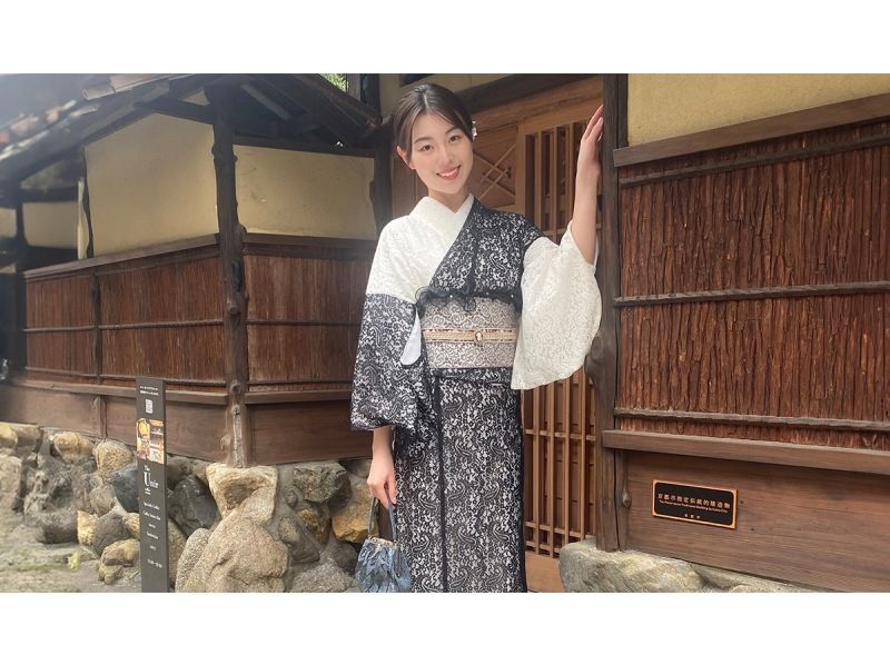 [Kyoto, Kiyomizu-dera Temple] *Rent a lace kimono and enjoy a gorgeous and elegant look* Popular tourist destinations, Kodai-ji Temple and Kiyomizu-dera Temple are also nearby♪の紹介画像