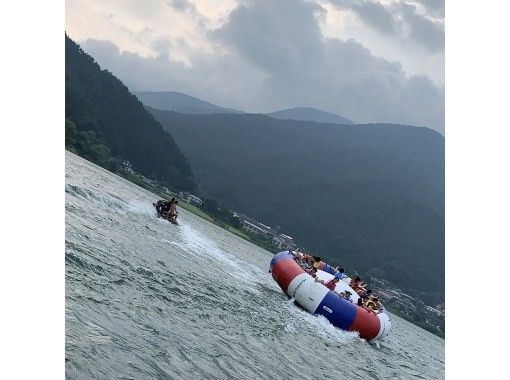 [Yamanashi, Lake Kawaguchi] A new sensation! Hurricane Boatの画像