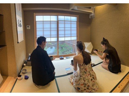 Experience the tea ceremony at a private tea room in Shibuya (English available). Feel free to join us alone or with friends! Beginners welcome!の画像