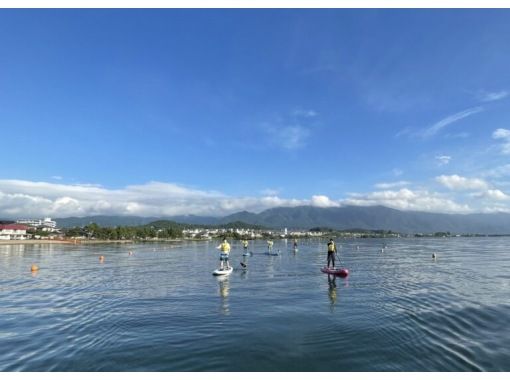 【滋賀・まの浜】 びわ湖早朝SUPアドベンチャー：湖上から眺める絶景体験の画像