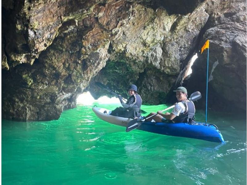 [Fukui Wakasa / Tsunegami] 1-day adventure tour (Blue Cave Kayaking & Fishing Experience)